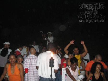 atlbbqnite2004-001