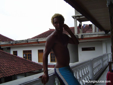 bali2004-042