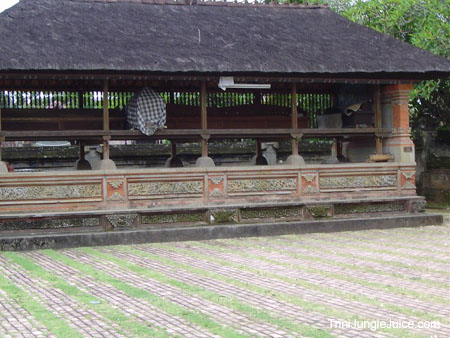 bali2004-083