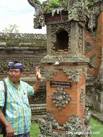 bali2004-091