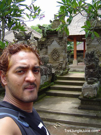 bali2004-102