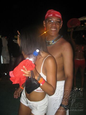 tntc2k5_poison_mon-112