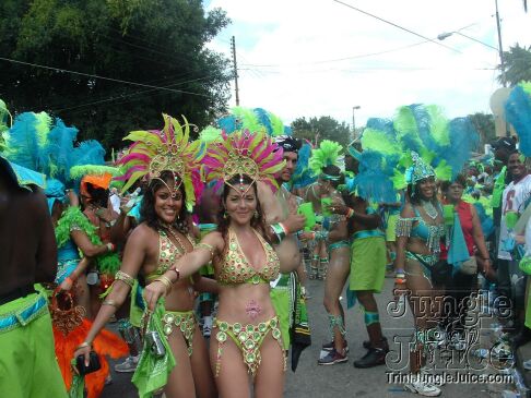 tntc2k5_poison_tue-020