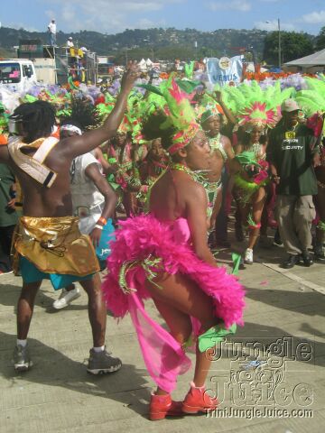 tntc2k5_poison_tue-046