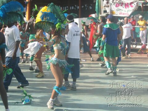 tntc2k5_poison_tue-103