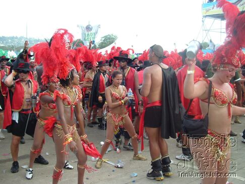 tntc2k5_poison_tue-112