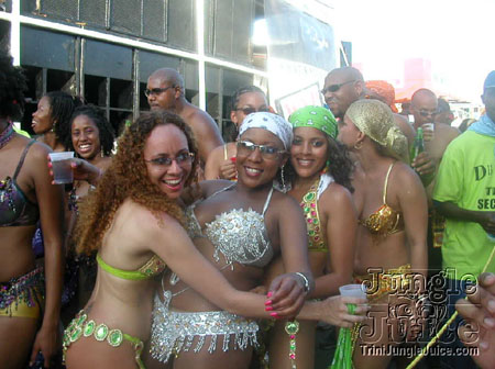 tntc2k5_tribe_mon-050