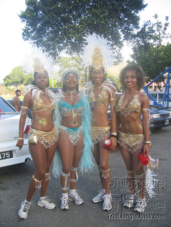 tntc2k5_tribe_tue-06