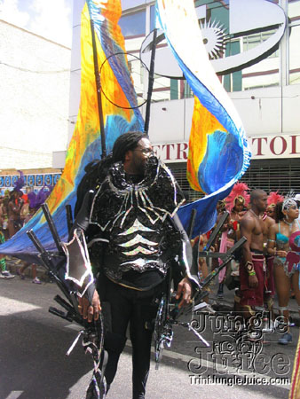 tntc2k5_tribe_tue-33