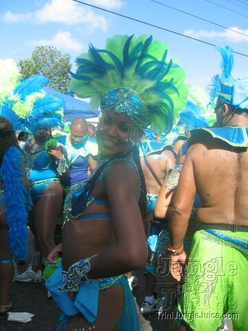 titania_poison_tue-17