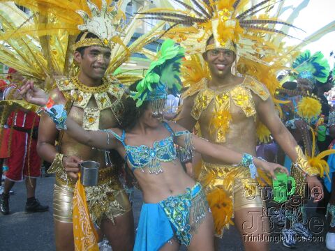 titania_poison_tue-20