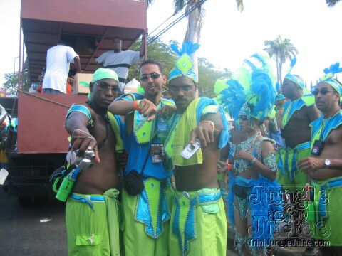 titania_poison_tue-24