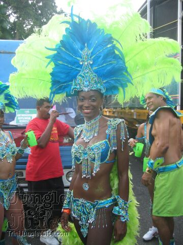 titania_poison_tue-31