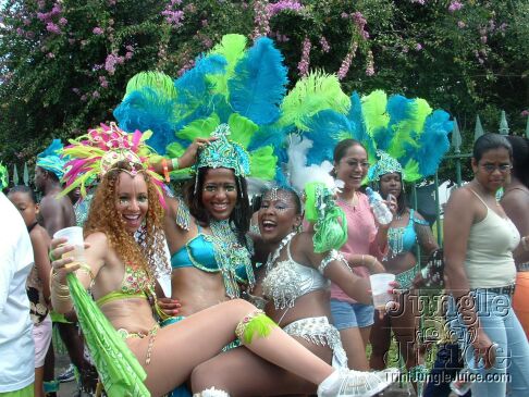 titania_poison_tue-60