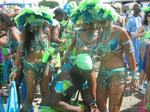 titania_poison_tue-72