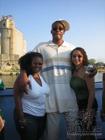 allah_we_boatride-017