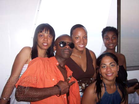 allah_we_boatride-053