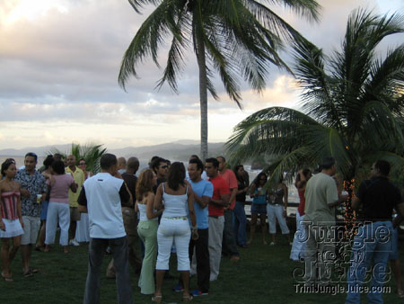 beach_house_winter-02