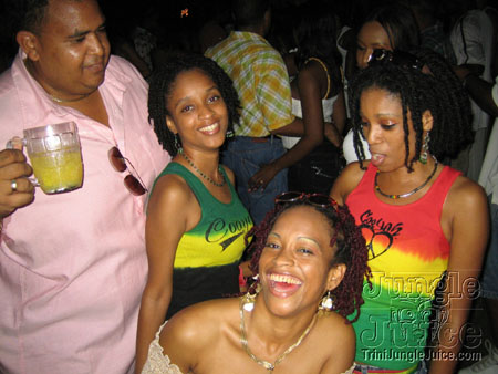 beach_house_winter-23