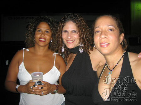 black_white_blend-14