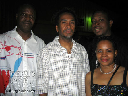 black_white_blend-18