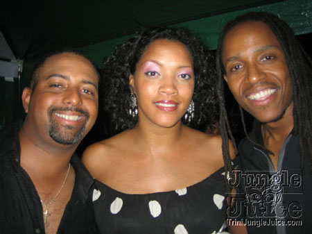 black_white_blend-36