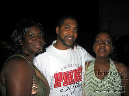 black_white_blend-48