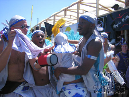 caribana_parade_pt1-089