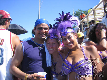 caribana_parade_pt1-107