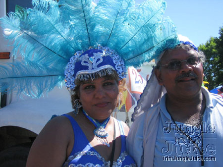 caribana_parade_pt1-124