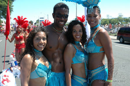 caribana_parade_pt2-030