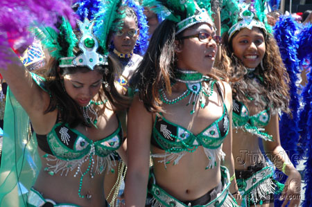 caribana_parade_pt2-036