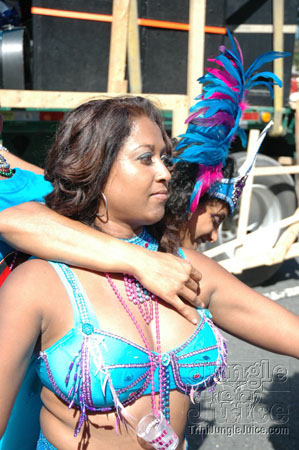 caribana_parade_pt2-103