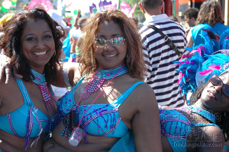 caribana_parade_pt2-107