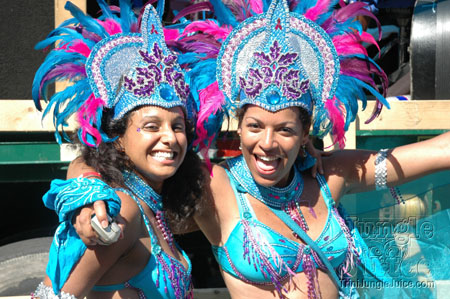 caribana_parade_pt2-109