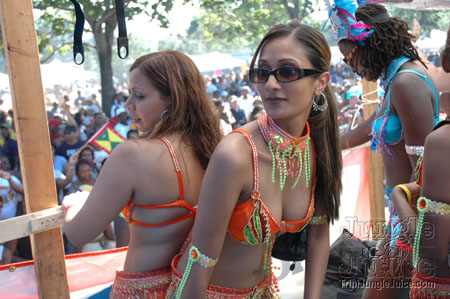 caribana_parade_pt2-125