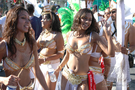 caribana_parade_pt2-130