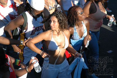caribana_parade_pt2-155