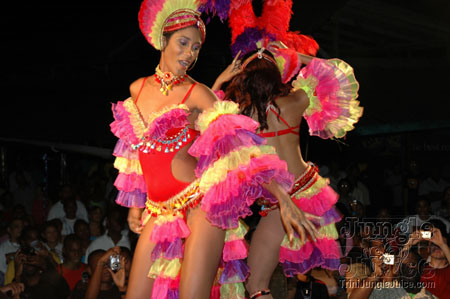 genesis_2k6_launch-014