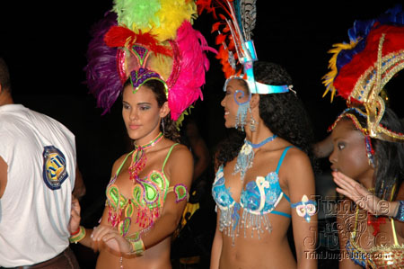 genesis_2k6_launch-036