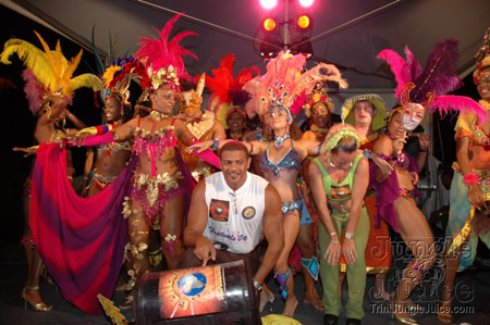 genesis_2k6_launch-048