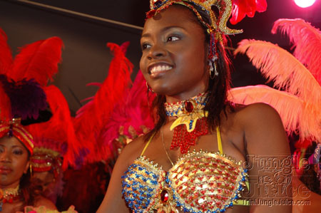 genesis_2k6_launch-053