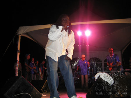 genesis_2k6_launch-092