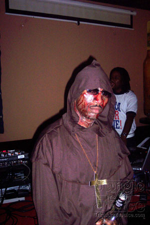 halloween_mas_ball-64