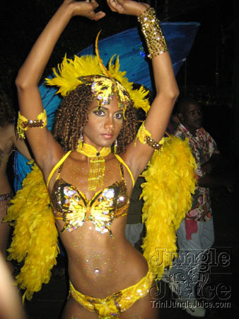 islandpeople_2k6_launch-001