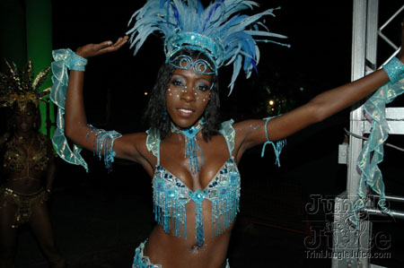 islandpeople_2k6_launch-017