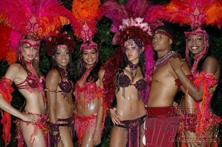 islandpeople_2k6_launch-024