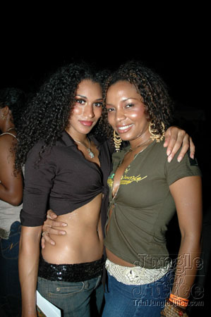 islandpeople_2k6_launch-048