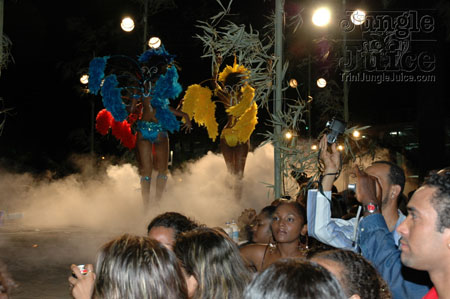 islandpeople_2k6_launch-075