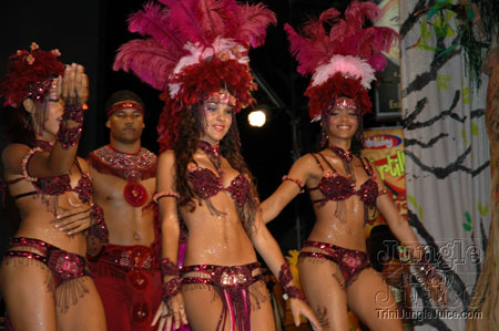 islandpeople_2k6_launch-078